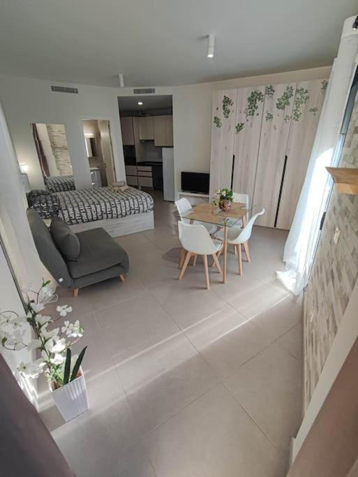 Nuevo Estudio Con Parking Gratis Málaga Exterior foto